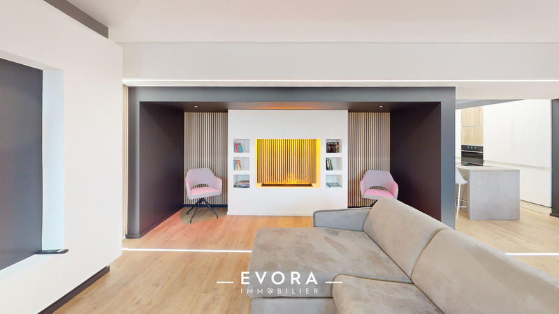 Appartement - 125 m² - 5 pièces