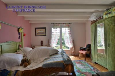 Maison - 180 m² - 8 pièces