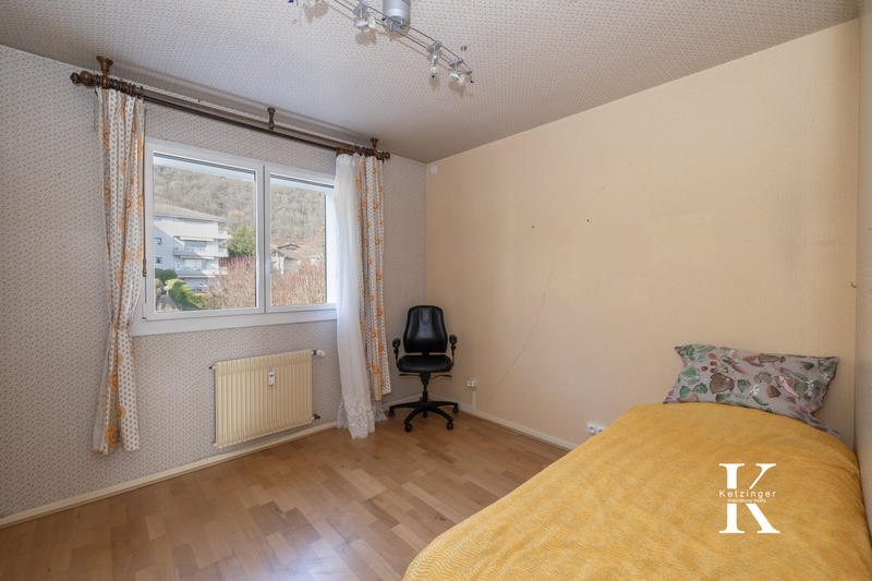 Appartement - 105 m² - 5 pièces