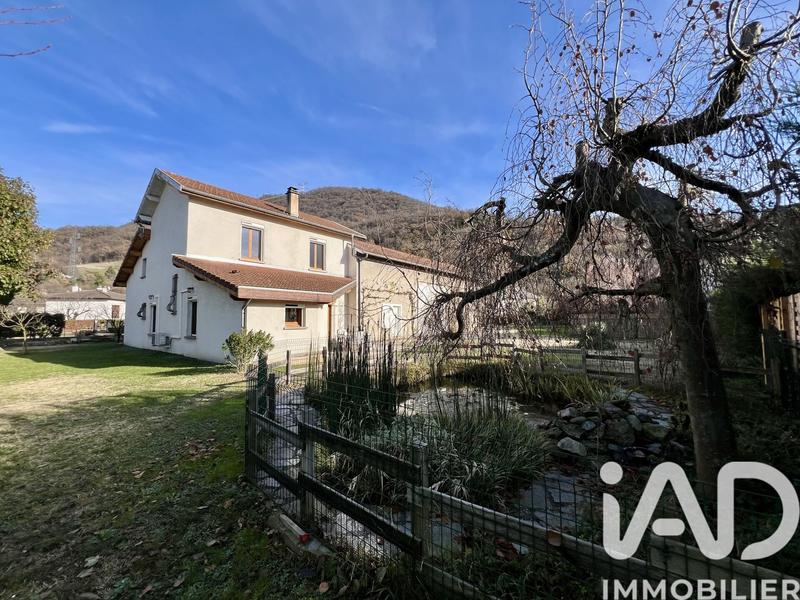 Maison - 118 m² - 4 pièces