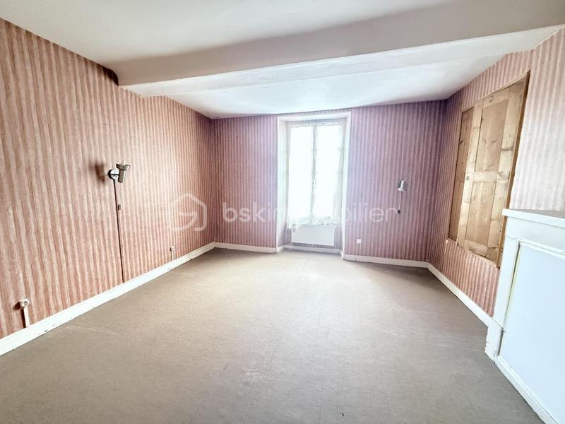 Maison - 185 m² - 10 pièces