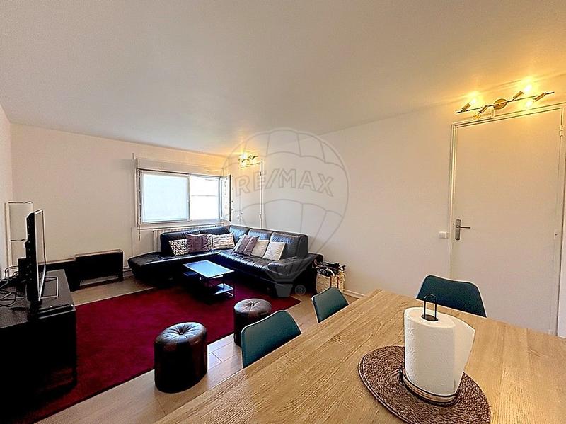 Appartement - 84 m² - 4 pièces