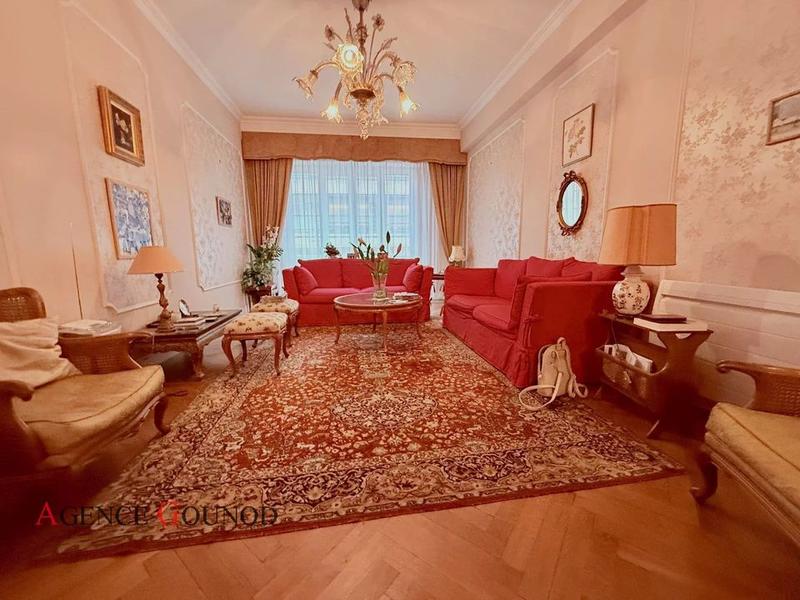 Appartement - 91 m² - 3 pièces