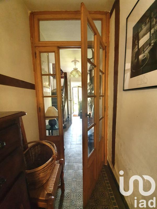 Maison - 213 m² - 8 pièces