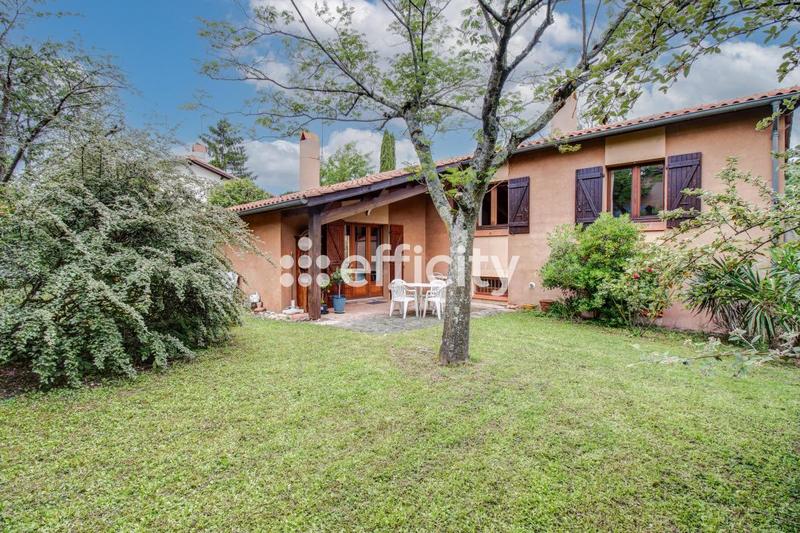 Maison - 141 m² - 7 pièces