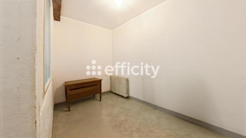 Immeuble - 160 m² - 9 pièces