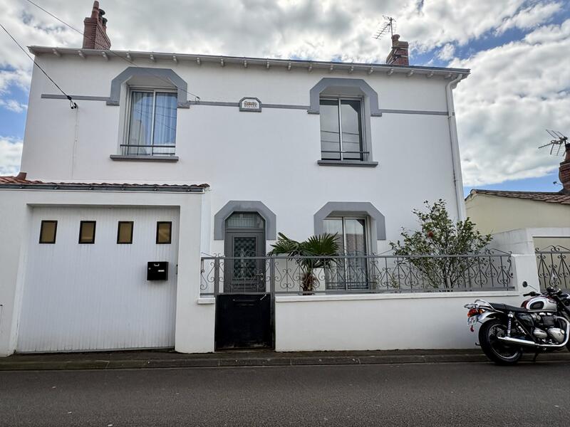 Maison ancienne - 127 m² - 4 pièces