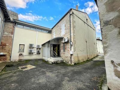 Local commercial - 240 m² - 6 pièces