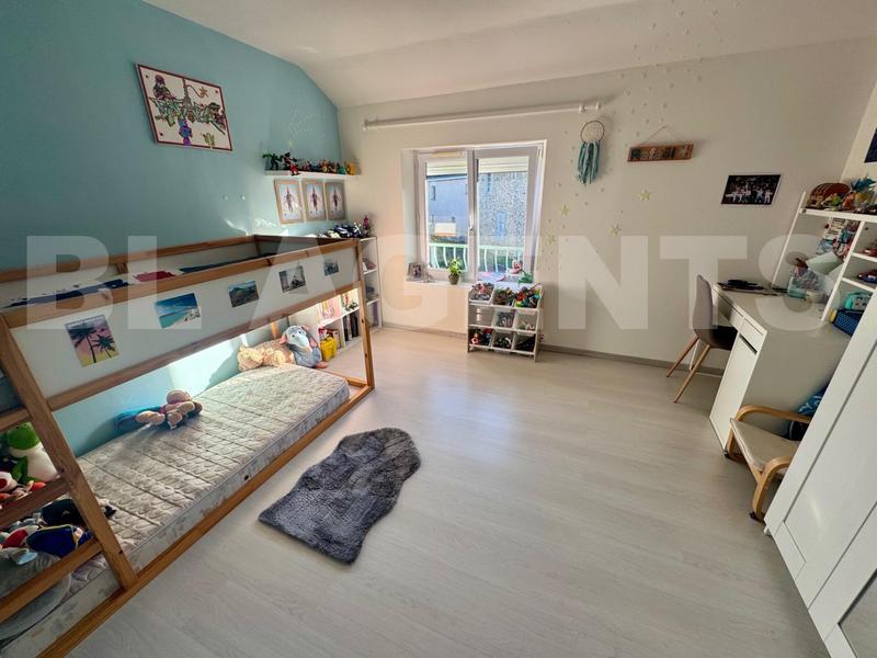 Maison - 135 m² - 5 pièces