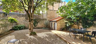 Maison - 180 m² - 9 pièces