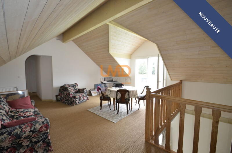 Propriété - 215 m² - 11 pièces