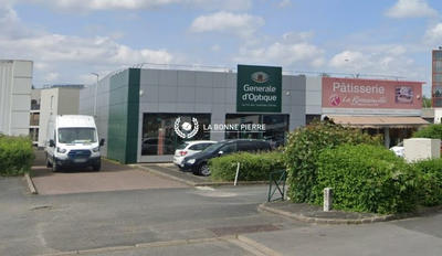 Local commercial - 594 m²