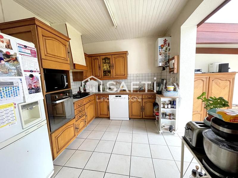 Maison - 135 m² - 6 pièces