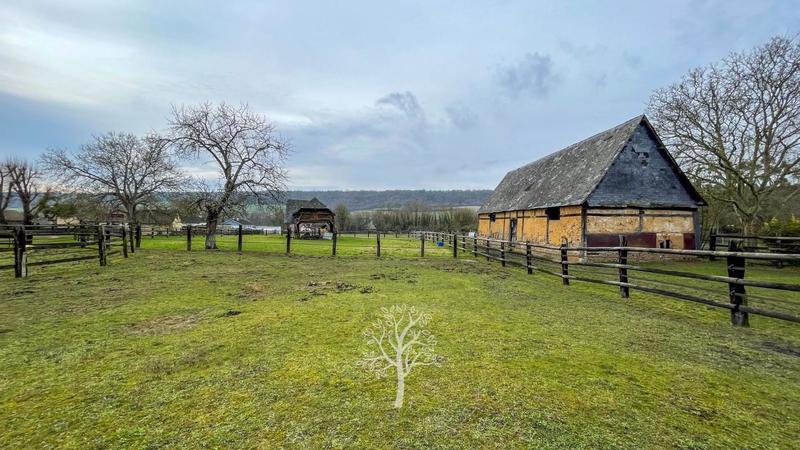 Propriété - 180 m² - 6 pièces