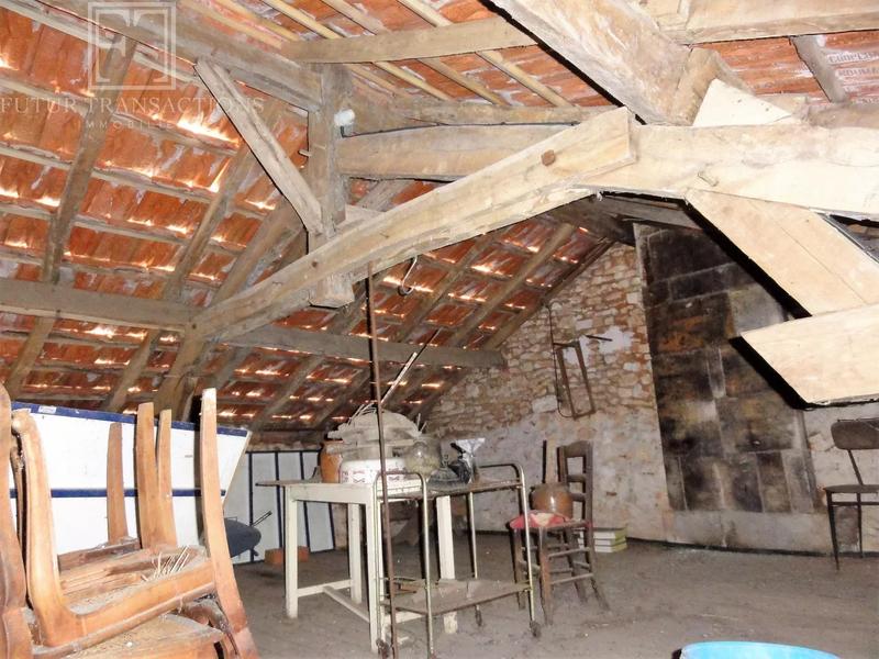 Maison - 198 m² - 8 pièces