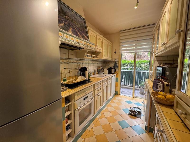 Appartement - 95 m² - 4 pièces