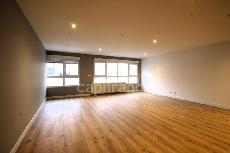 Appartement - 140 m² - 5 pièces