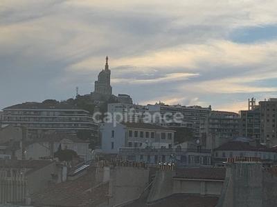 Appartement - 60 m² - 2 pièces