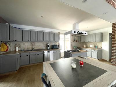 Maison - 125 m² - 5 pièces