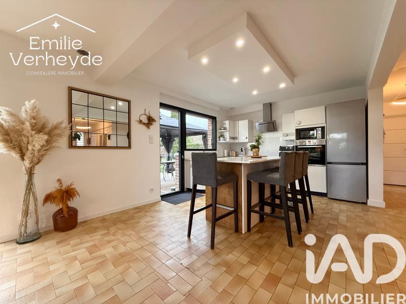 Maison - 163 m² - 8 pièces