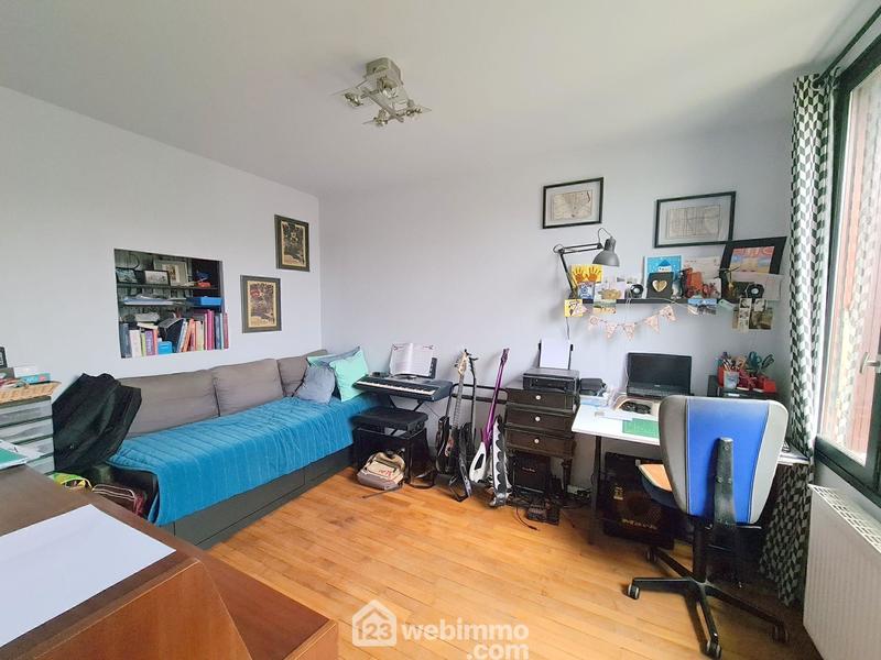 Maison - 142 m² - 6 pièces