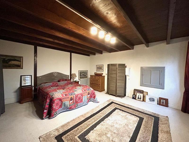 Moulin - 161 m² - 5 pièces