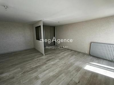 Appartement - 107 m² - 5 pièces