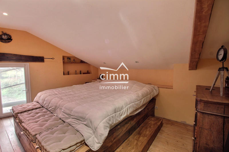 Maison ancienne - 260 m² - 6 pièces