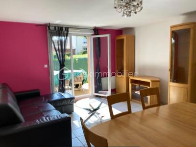 Maison jumelée - 76 m² - 4 pièces