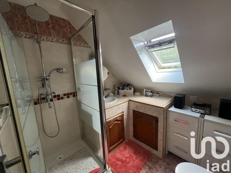 Maison - 95 m² - 5 pièces