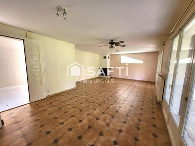 Maison - 95 m² - 4 pièces