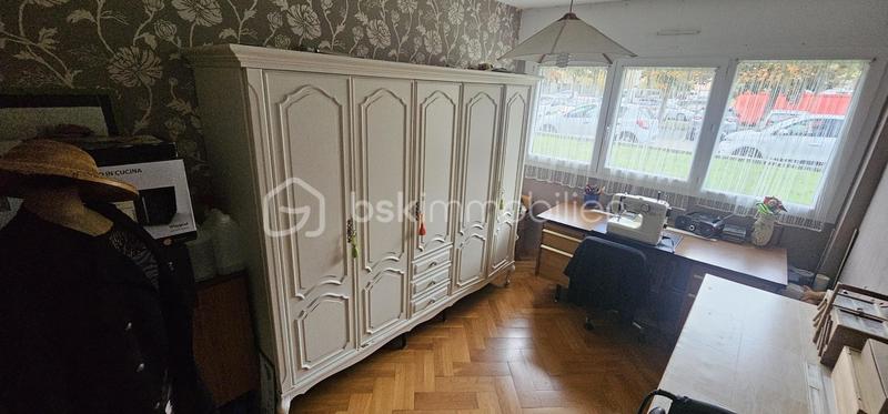 Appartement - 94 m² - 5 pièces