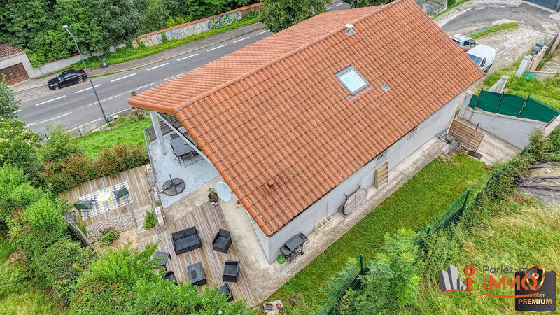 Villa - 80 m² - 4 pièces