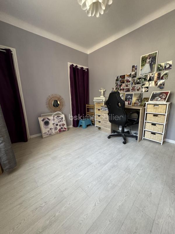 Maison traditionnelle - 87 m² - 5 pièces