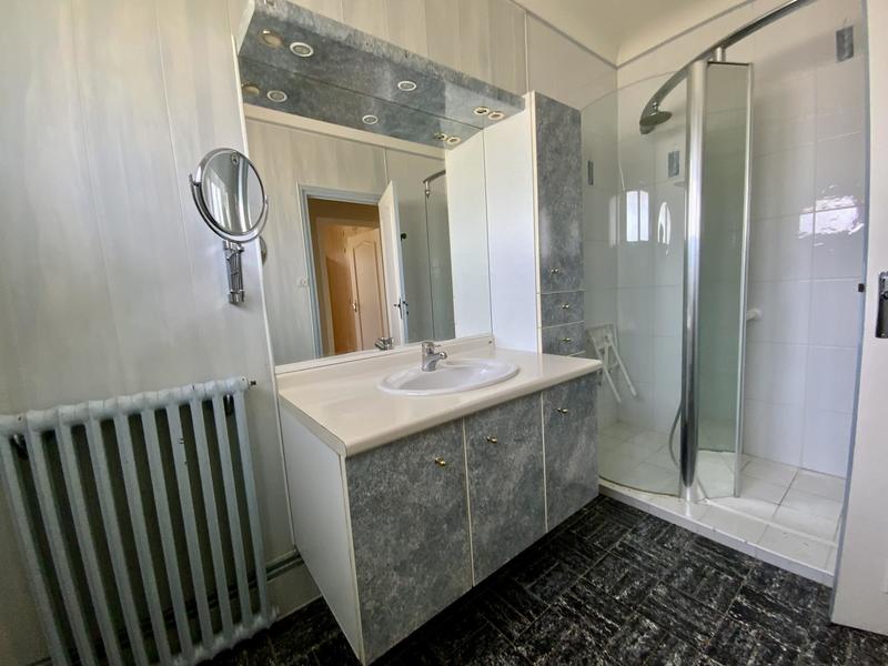 Maison - 182 m² - 6 pièces