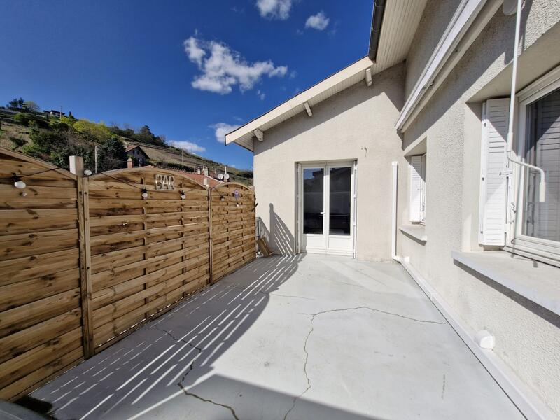 Appartement - 80 m² - 3 pièces