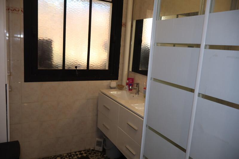 Appartement - 94 m² - 4 pièces