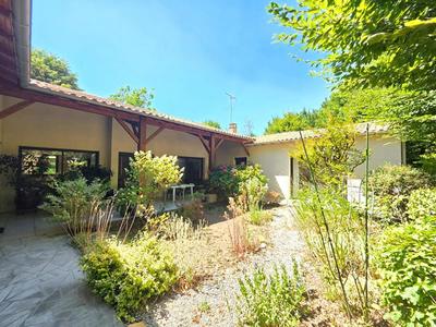 Maison - 153 m² - 5 pièces