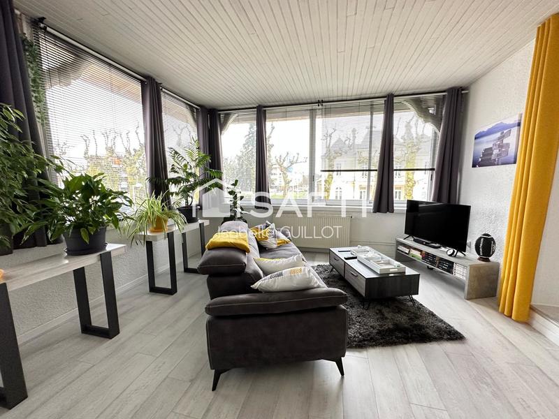 Appartement - 83 m² - 5 pièces