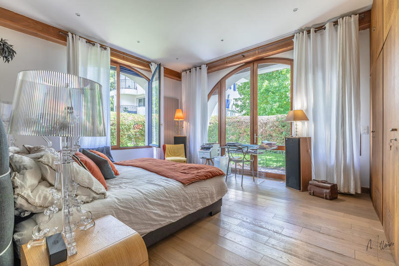 Appartement - 167 m² - 5 pièces