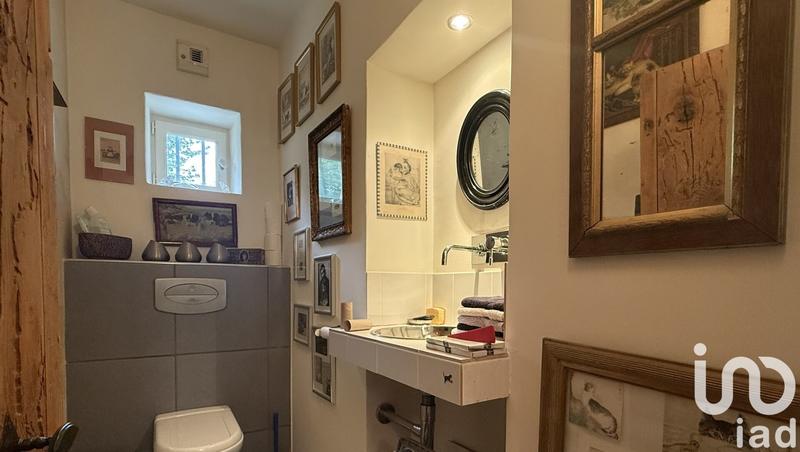 Maison - 245 m² - 8 pièces