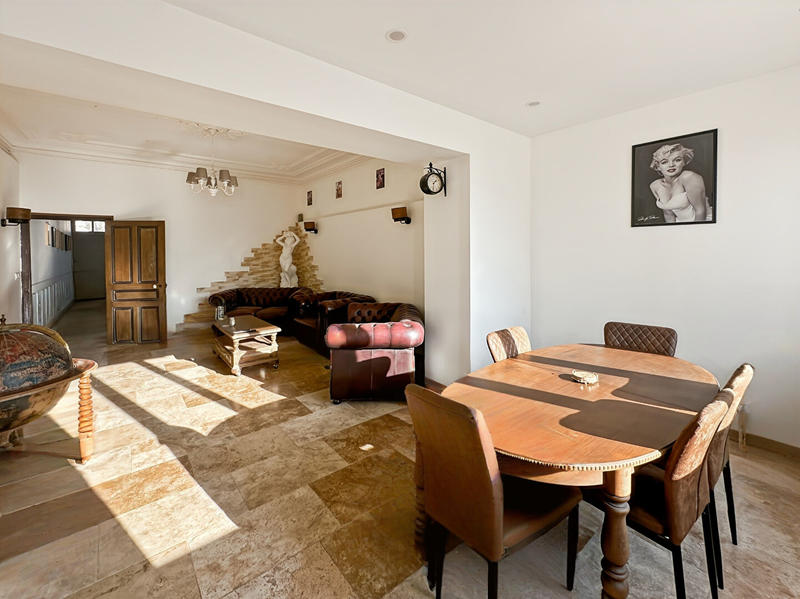 Maison - 97 m² - 4 pièces