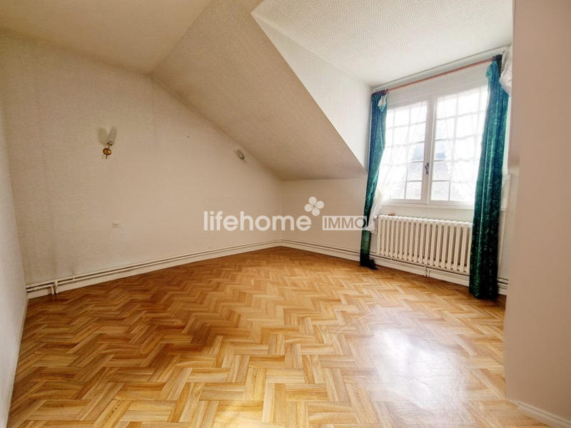 Maison - 107 m² - 4 pièces