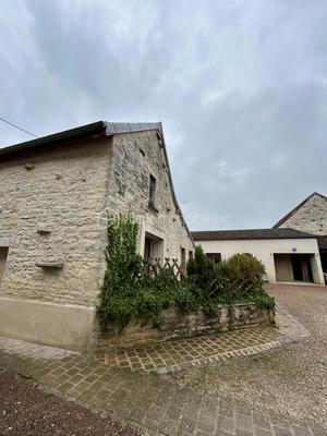 Maison en pierre - 109 m² - 5 pièces