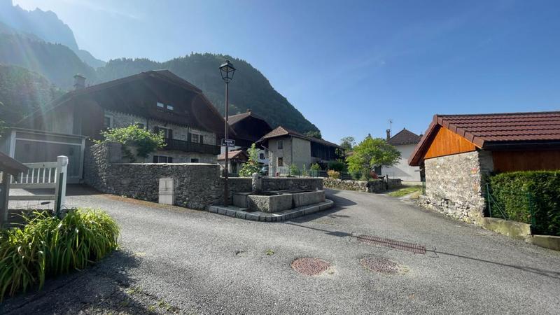 Maison - 295 m² - 11 pièces