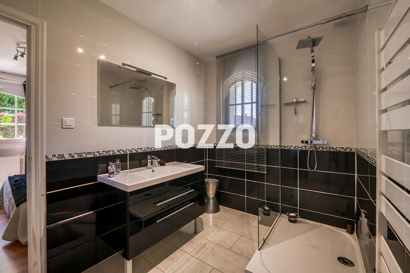 Maison - 157 m² - 6 pièces