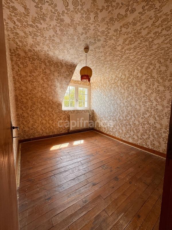 Maison - 143 m² - 6 pièces