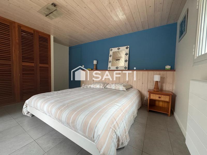 Villa - 242 m² - 8 pièces