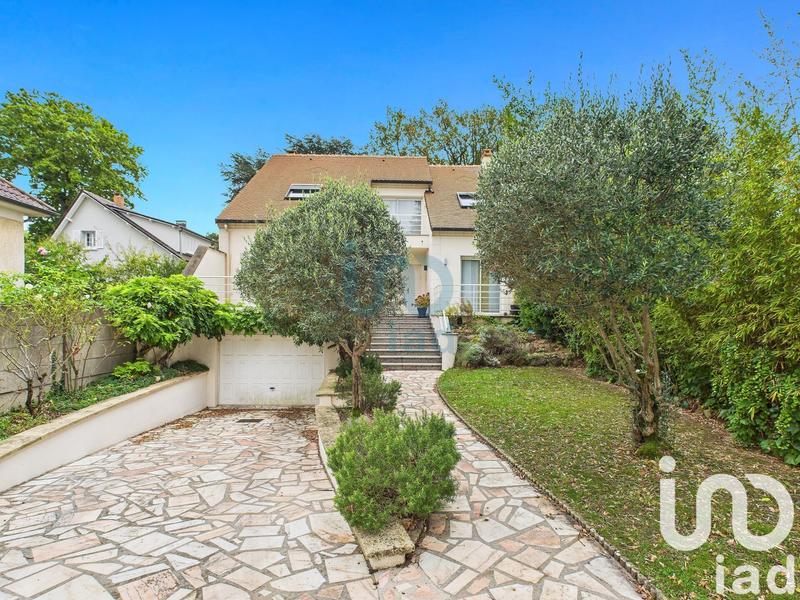 Maison de maîtres - 172 m² - 5 pièces