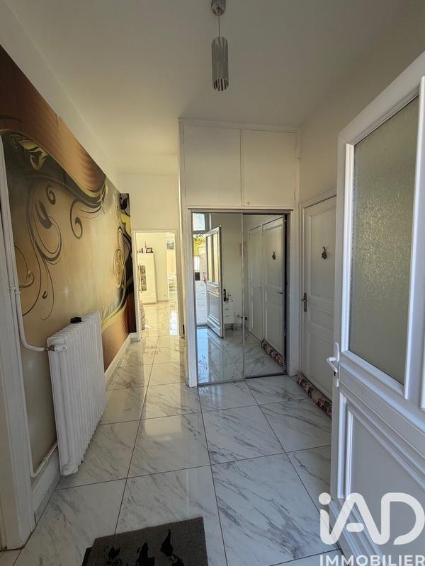 Maison - 140 m² - 5 pièces